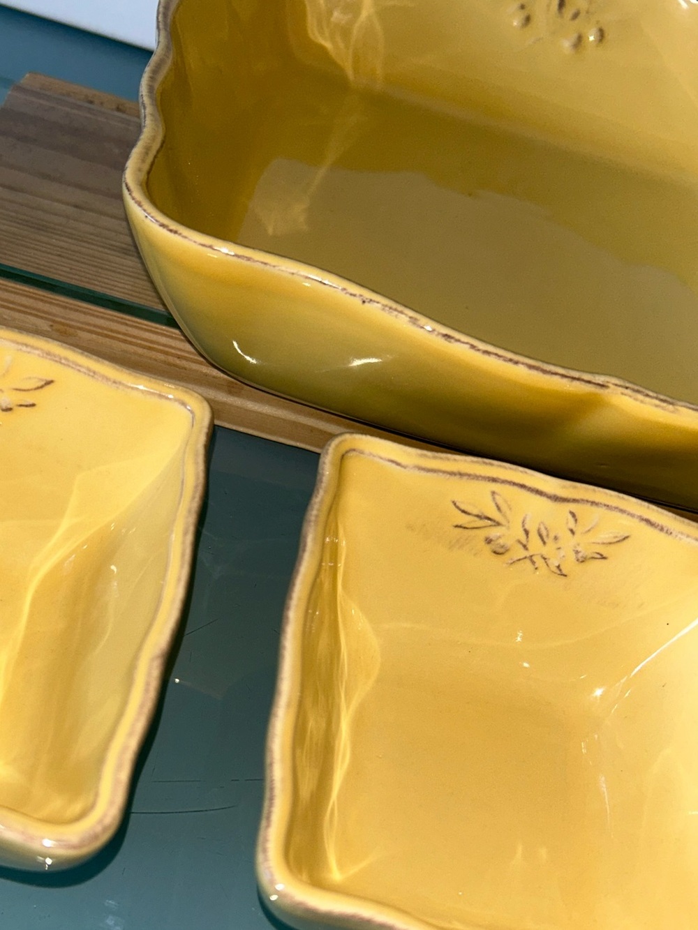 SUR LA TABLE Large Yellow Serving Salad Bowl Dip Bowl Set Vintage Portugal - Picture 15 of 15